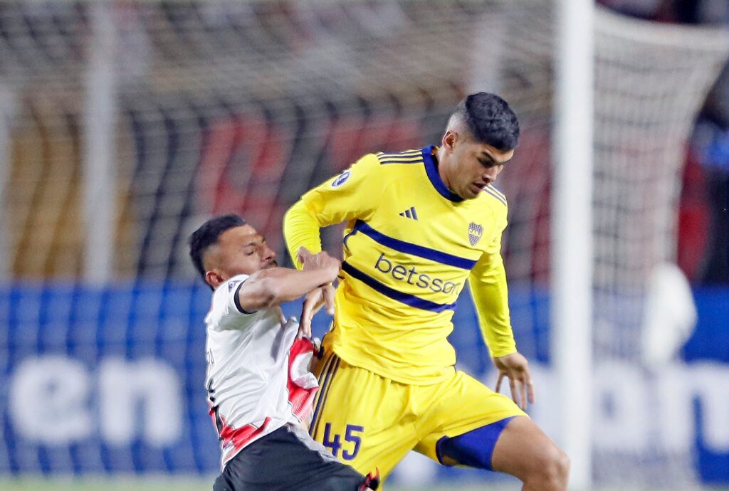 Boca empató en Bolivia