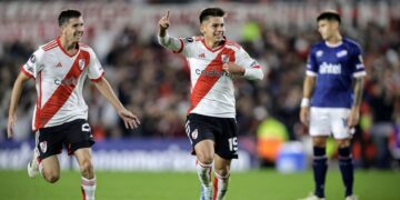 River venció a Nacional de Uruguay y lidera el Grupo H