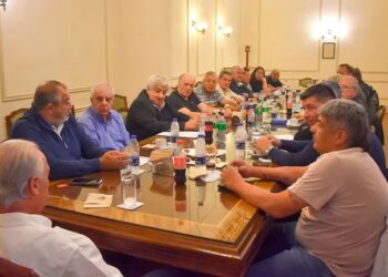 La CGT se abre a la discusión sobre una reforma laboral