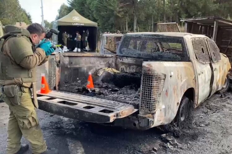 Encontraron a tres carabineros calcinados