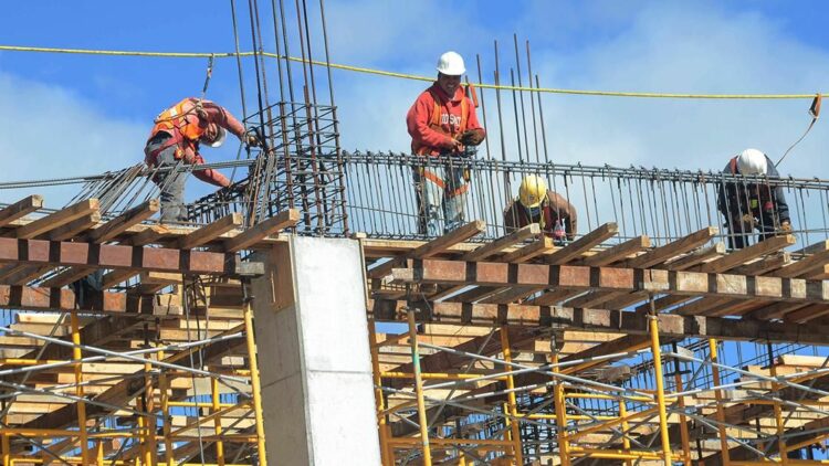 Alertan que se moderó el ritmo de la recuperación económica