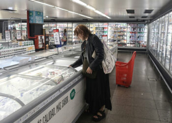 La caída general del consumo se consolida y ahonda la recesión