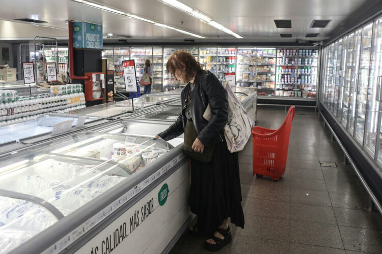 La caída general del consumo se consolida y ahonda la recesión