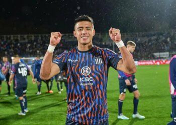 Mantilla corre con ventaja