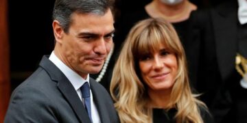 El presidente español anunció que está pensando en dimitir