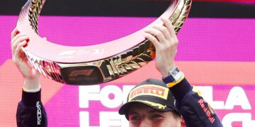 Verstappen conquistó China