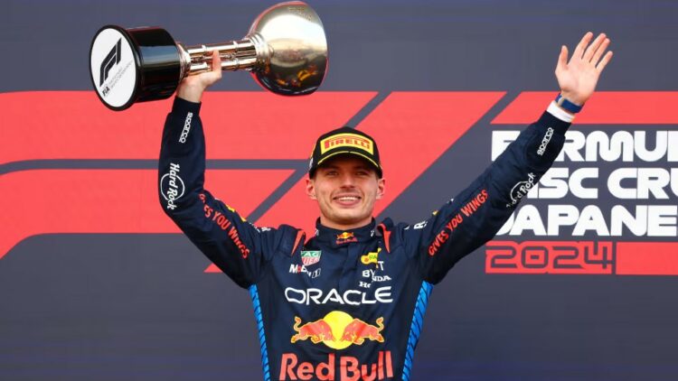 Verstappen brilló en Japón