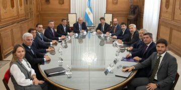 El Gobierno se comprometió a revisar el mínimo de Ganancias