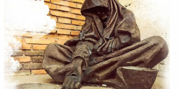 Dedos de la violencia: aporofobia