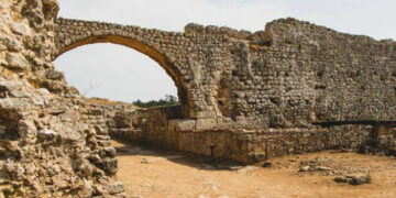 De ruinas ilustres y de las otras