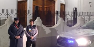 Llaryora condenó el ataque de Irán sobre el pueblo de Israel