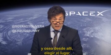 Con Inteligencia Artificial, recrearon con Milei el disparatado discurso de Menem sobre los vuelos espaciales