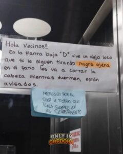 Dejó un mensaje para que no le tiren basura en el ascensor del edificio y los vecinos le contestaron disparatadas respuestas