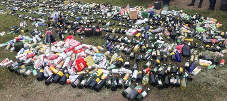 Más de 300 botellas de alcohol y 170 armas blancas, el balance del operativo en el Superclásico
