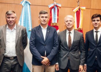 Cascos Blancos con el intendente Passerini