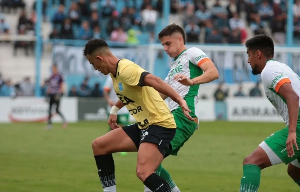 Racing igualó ante Ferro en Nueva Italia