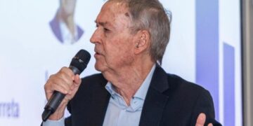 Schiaretti apoyó el “Pacto de Mayo” impulsado por Milei