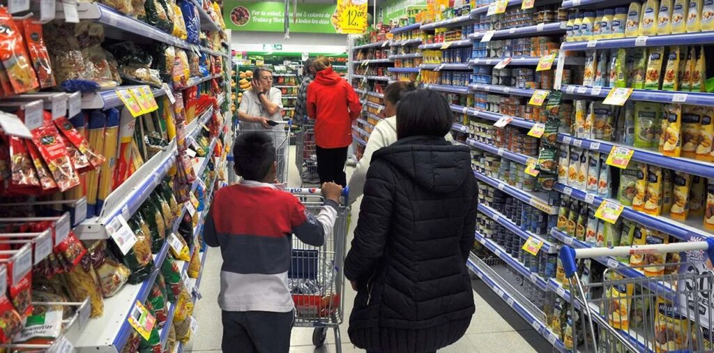 Supermercados: registran una fuerte caída en el consumo