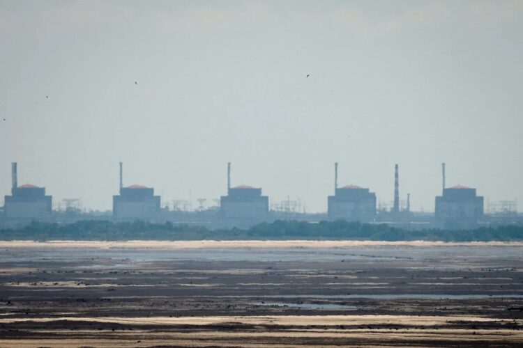Atacaron a la central nuclear de Zaporiyia