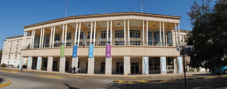 Alertan que las universidades públicas se quedan sin recursos