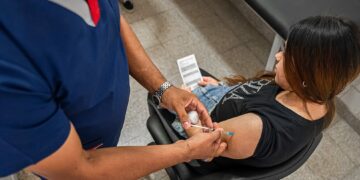 Destacan la importancia de vacunarse contra la gripe