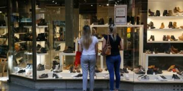 Las ventas caen más de un 20% en los comercios pyme locales