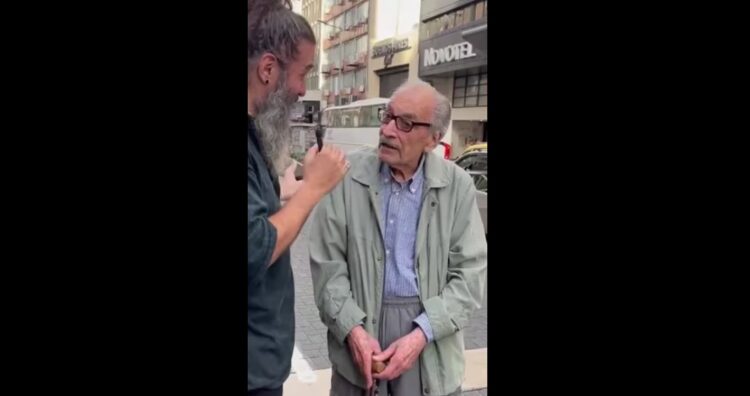 Tiene 98 años, le preguntaron por el amor de su vida y contó una anécdota que dejó sin palabras a todos
