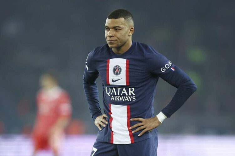 Kylian Mbappé anunció su salida del PSG