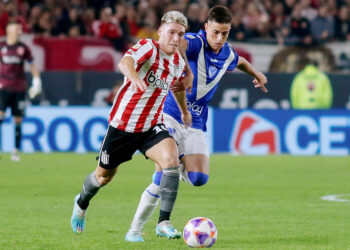 Estudiantes y Vélez se enfrentan para definir al nuevo campeón de la Copa de la Liga