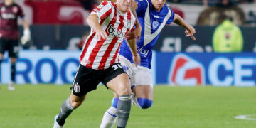 Estudiantes y Vélez se enfrentan para definir al nuevo campeón de la Copa de la Liga