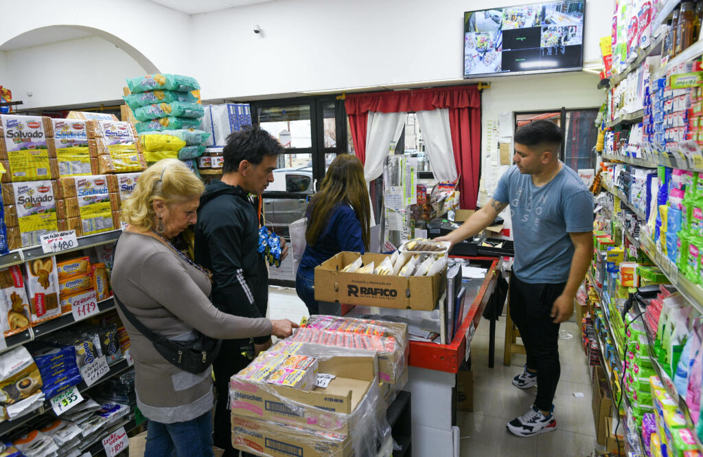 Las ventas minoristas pymes cayeron 7,3% anual en abril