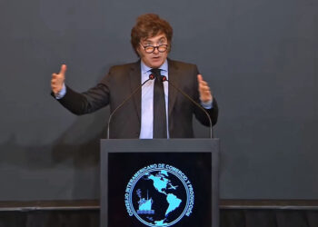 Milei negó que exista un atraso cambiario y cuestionó a economistas