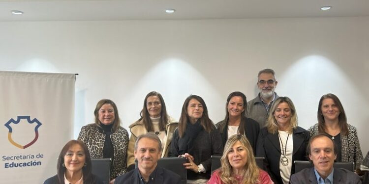 La Municipalidad junto a la Fundación Arcor brindarán cursos para docentes y directivos