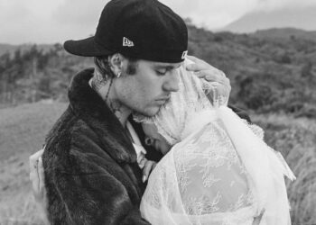 Las románticas fotos con las que Justin Bieber anunció que espera su primer hijo