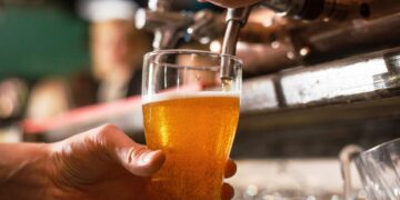 Día Nacional de la Cerveza: cuántos litros consumen los argentinos y cuáles son las más elegidas