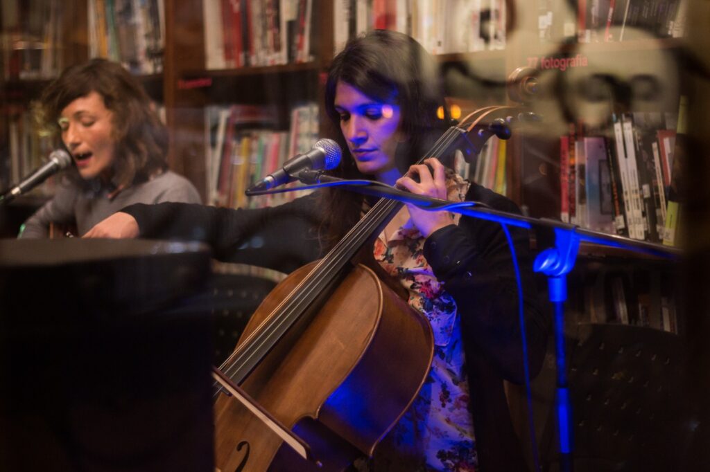 Abren un espacio para artistas musicales emergentes