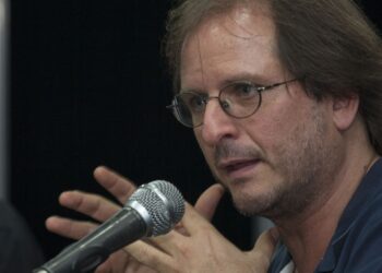 El mundo de las letras en el lente de sus trabajadores