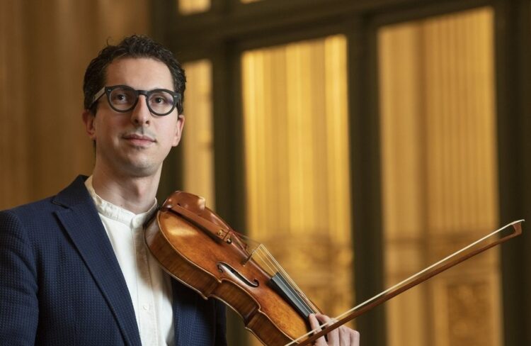 Rojas Huespe, miembro permanente de la Orquesta Estable del Teatro Colón.