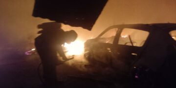 Un hombre de 79 años falleció tras el incendio de un taller mecánico en barrio Pueyrredón