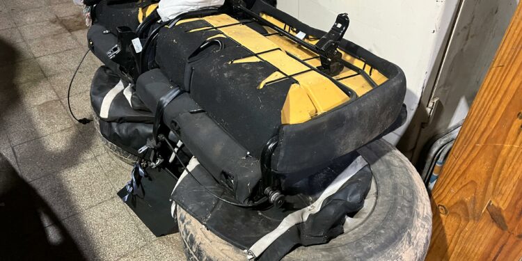 «Operación Hidra»: desarticularon en Córdoba una banda que robaba y vendía autos en el norte