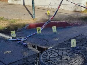 Tres heridos tras un tiroteo entre un barra de Belgrano y vecinos de barrio Los Plátanos