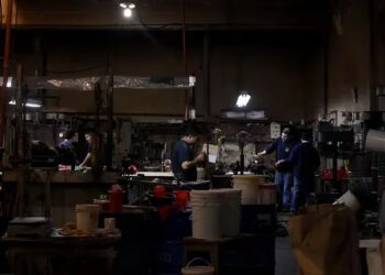 Críticas cruzadas y temor en la industria por la crisis del gas