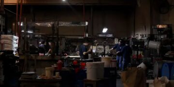 Críticas cruzadas y temor en la industria por la crisis del gas