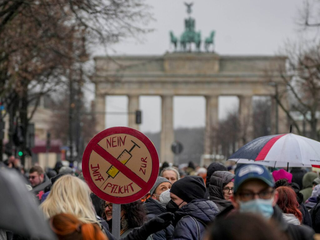 Los delitos de ideología ultraderechista en Alemania aumentaron un 23% en 2023