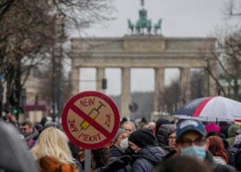 Los delitos de ideología ultraderechista en Alemania aumentaron un 23% en 2023