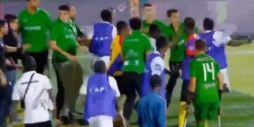 Una final de fútbol de amputados terminó a las piñas y muletazos
