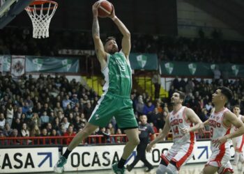 Atenas goleó a Suardi y va por otro punto de local