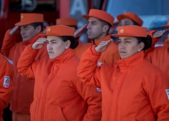 Bomberos piden ayuda estatal para operar en el interior