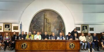 La CGT reclamó “tomar nota” del paro, pero el Ejecutivo lo tildó de “inentendible”