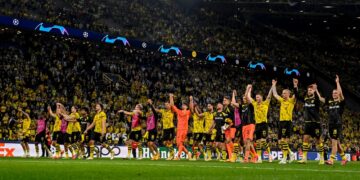 Dortmund dio el primer paso
